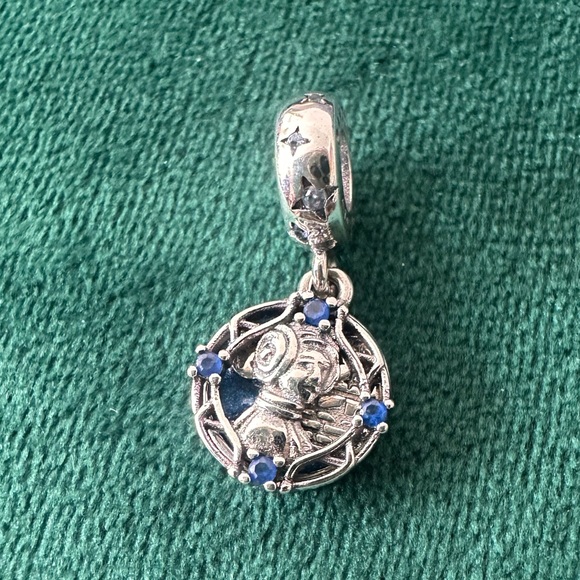 NWOT Pandora x Star Wars Princess Leia Bilayer Dangle Charm 799251C01 - Picture 7 of 16